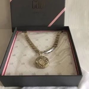 Cabi locket necklace new without tags